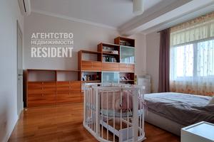 квартира за адресою Левка Лук'яненка вул. (Василя Жуковського), 3-Г