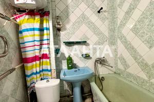квартира за адресою Олексія Вадатурського вул. (Маршала Малиновського), 69
