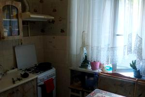 квартира за адресою Романа Шухевича просп. (Генерала Ватутіна)