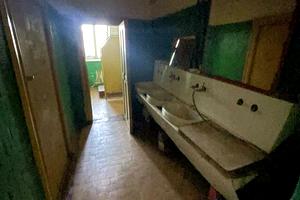 комерційна за адресою Віскозна вул., 4Д