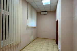 комерційна за адресою Незалежної України вул. (40 років Радянської України), 40
