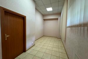 комерційна за адресою Незалежної України вул. (40 років Радянської України), 40
