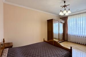 будинок за адресою Васіле Александрі вул., 120т