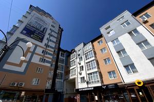 квартира за адресою Андрія Мельника вул., 10
