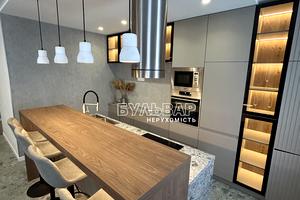 квартира за адресою Професорська вул., 18
