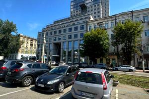 комерційна за адресою Дмитра Яворницького просп. (Карла Маркса), 72-Б