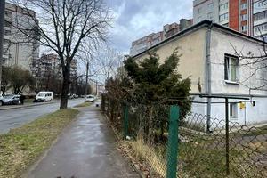 комерційна за адресою Варшавська вул., 78