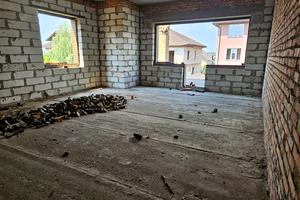 будинок за адресою Юності вул.