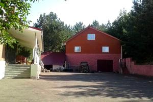 комерційна за адресою Ямпіль, Центральна вул. (Леніна), 1а