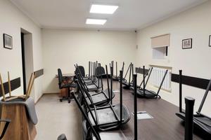 комерційна за адресою Леонтовича вул. (Бєлінського), 4