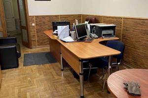 комерційна за адресою Успенський пров., 23