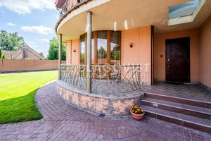 будинок за адресою Незалежності вул. (50 років Жовтня), 77