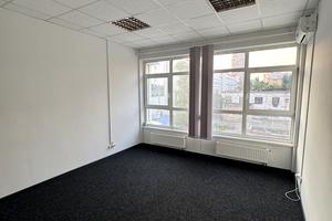 комерційна за адресою Кловський узвіз, 7