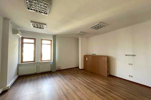 комерційна за адресою Крутий узвіз, 1
