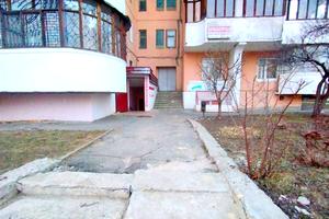 комерційна за адресою Перемоги просп., 73а