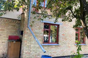 дом по адресу Центральна