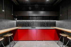 комерційна за адресою Кловський узвіз, 7a