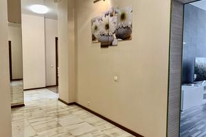 квартира за адресою Отакара Яроша пров., 12а