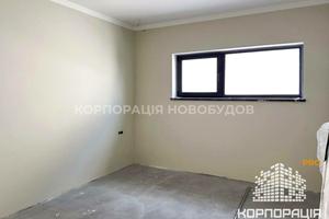 дом по адресу Короленко ул.