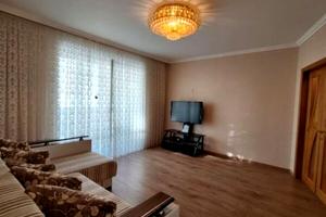 квартира за адресою Зарічанська вул., 52