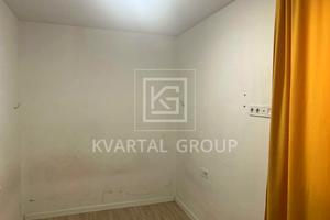 комерційна за адресою Білокур вул. (Курська), 8а