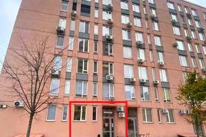 комерційна за адресою Юрія Липи вул., 6б