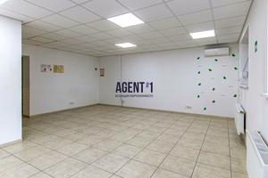комерційна за адресою Волошкова вул., 30