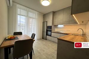квартира за адресою Олеся Бердника вул., 1-В