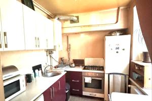 квартира за адресою Зоопаркова вул., 13