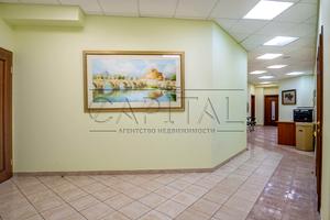 комерційна за адресою Велика Васильківська вул. (Червоноармійська), 62/64