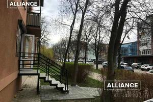 комерційна за адресою Української Перемоги вул. (Академіка Сахарова), 27