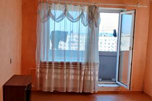 квартира за адресою Автозаводська вул., 4