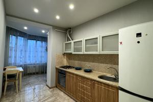 квартира за адресою Боголюбова вул., 34