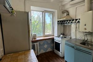 квартира за адресою Космонавтів вул., 6
