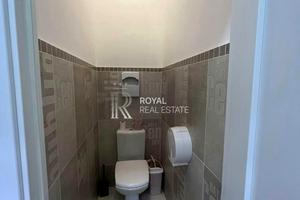 комерційна за адресою Кловський узвіз, 7a