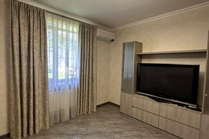 будинок за адресою Панорамна вул., 11