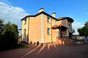 коммерческая по адресу вул. Лесі Українки, 23