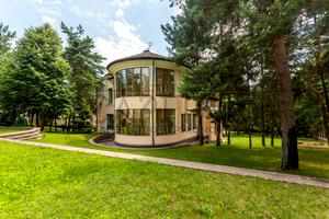 будинок за адресою с. Козин, старокиївська