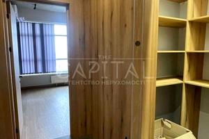 комерційна за адресою Київ, Кловський узвіз, 7
