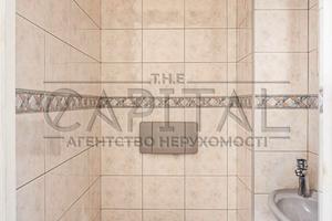 комерційна за адресою Лютеранська вул., 12