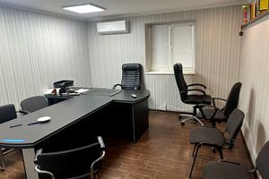 комерційна за адресою На Нивах вул., 13