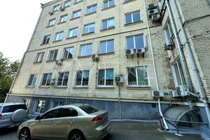 комерційна за адресою Варязький пров., 4-В