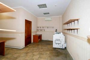комерційна за адресою Київ, Саксаганського вул., 125
