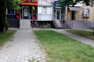 комерційна за адресою Героїв просп., 3