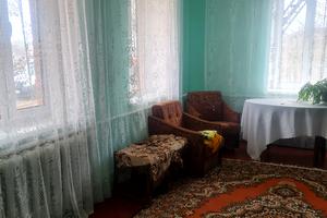 дом по адресу с. Шаровечка, Центральна