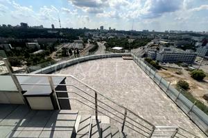 коммерческая по адресу Степана Бандеры просп. (Московський), 9-Б