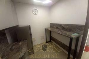 комерційна за адресою Королеви Єлизавети ІІ вул. (Глинки), 1-А