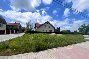 участок по адресу Потічкова
