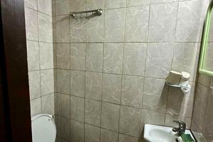 комерційна за адресою Київ, Лесі Українки бульв., 2
