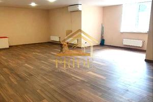 комерційна за адресою Ямська вул., 35/34